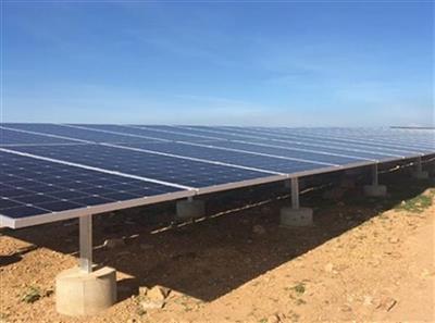 Nhà máy điện mặt trời đầu tiên ở Ninh Thuận hòa vào lưới điện quốc gia